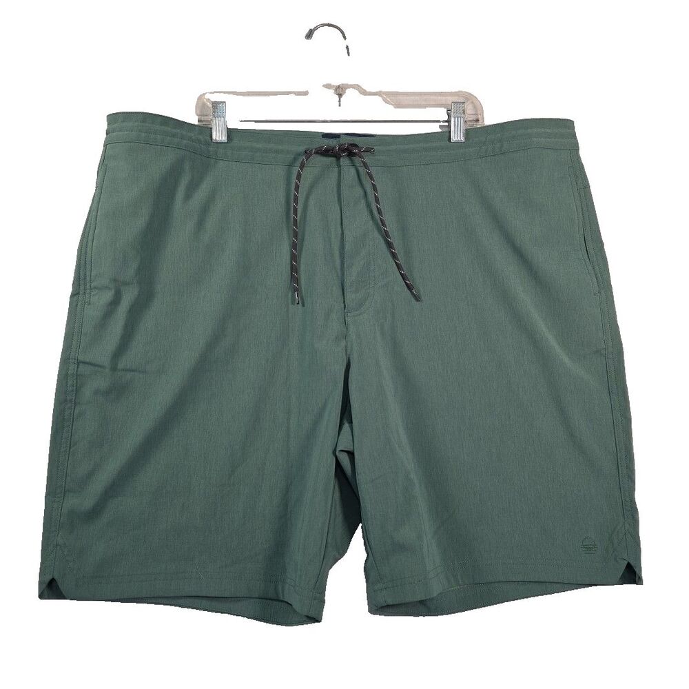 Even Tide Board Shorts Hybrid Men's Size 44 with 9" inseam Green Stretch Swim